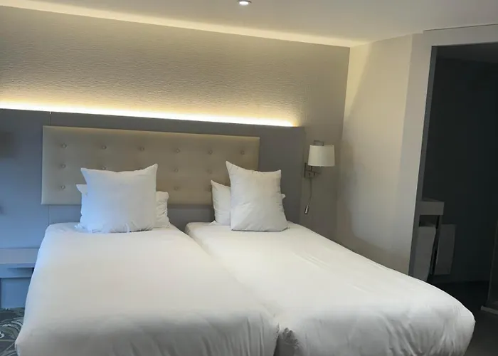 Logis Hotel Du Parc